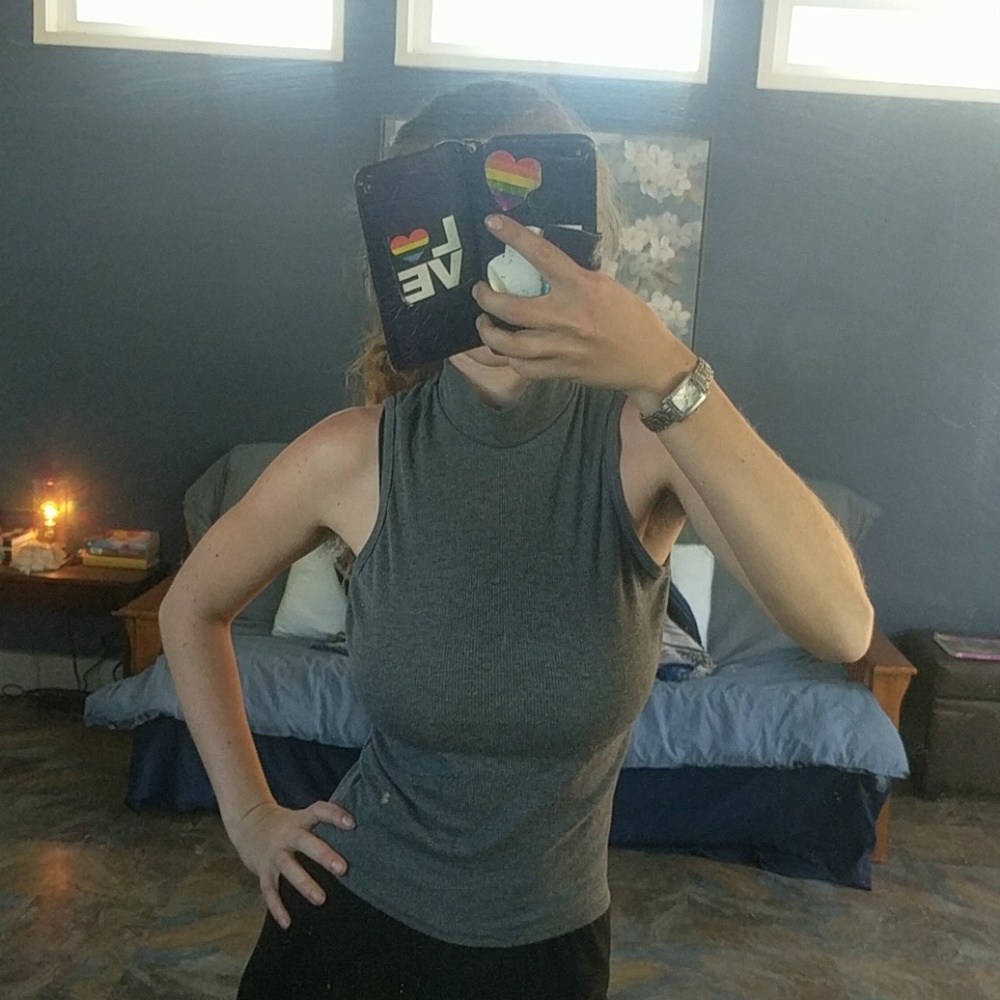 Gray Sleeveless Turtleneck Glaze Skin Tight Top